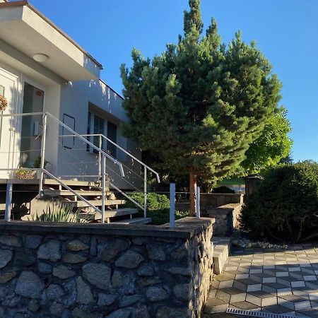 Apartman Prace Apartment Exterior photo
